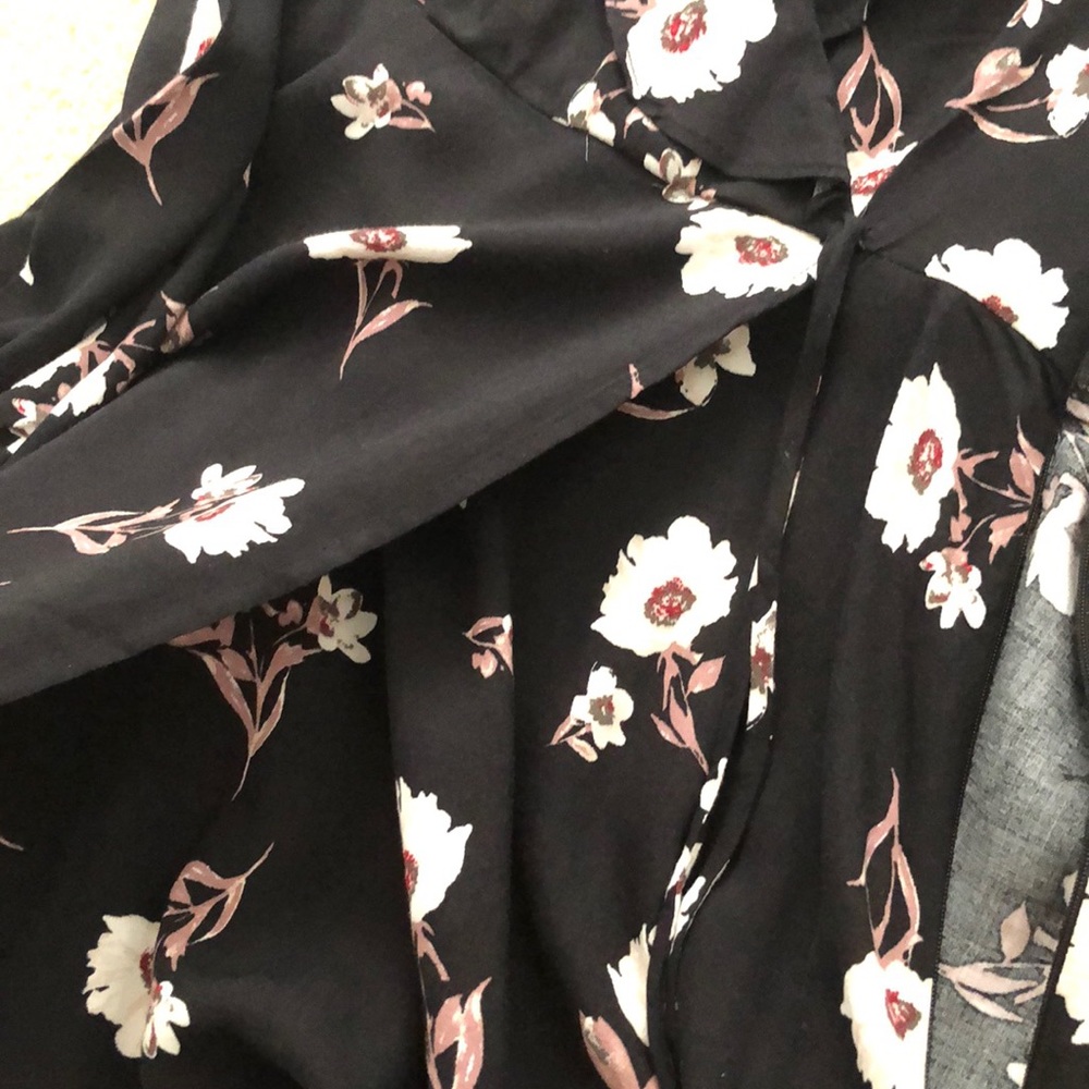 tully’s floral ruffled mini dress - Picture 5 of 6